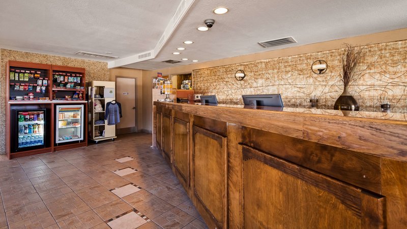 Best Western Plus Frontier Motel - 495