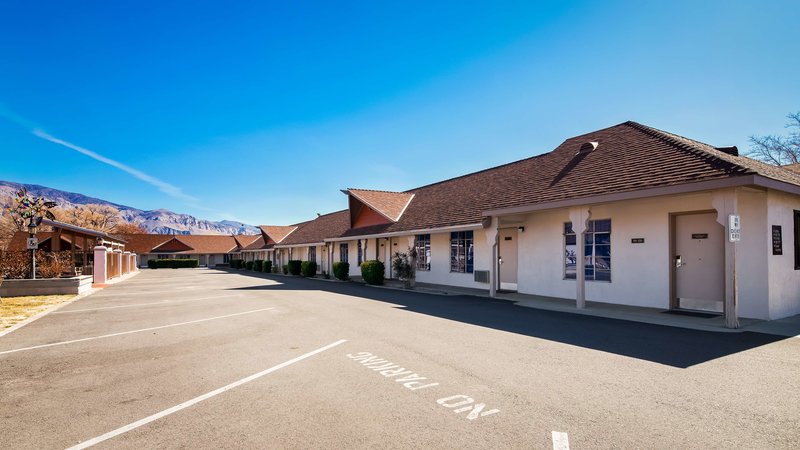 Best Western Plus Frontier Motel - 495