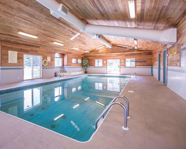 Quality Inn Merritt - 496