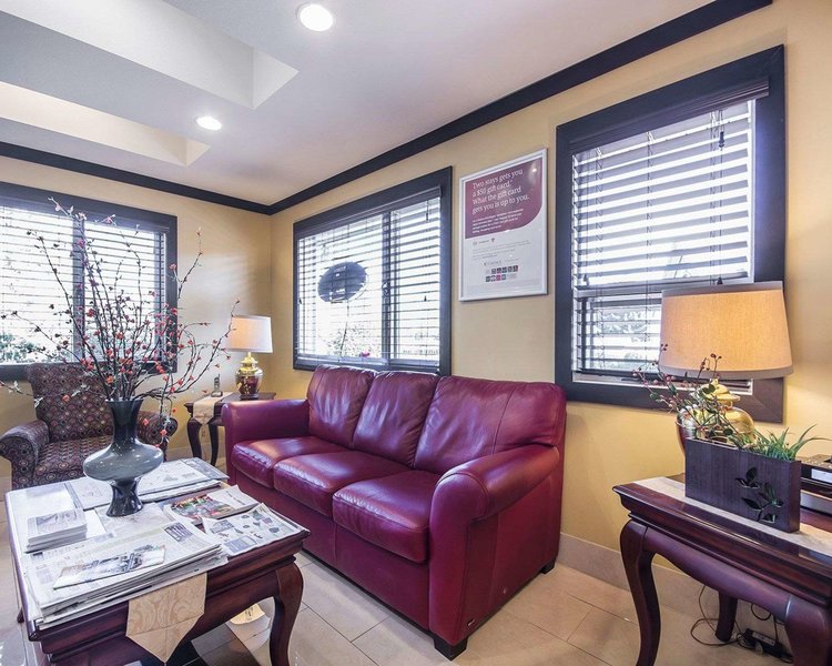 Quality Inn Merritt - 496