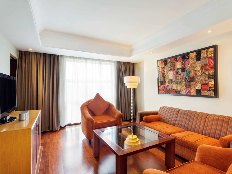 Novotel Semarang - 846