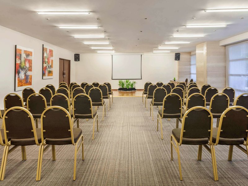 Novotel Semarang - 846