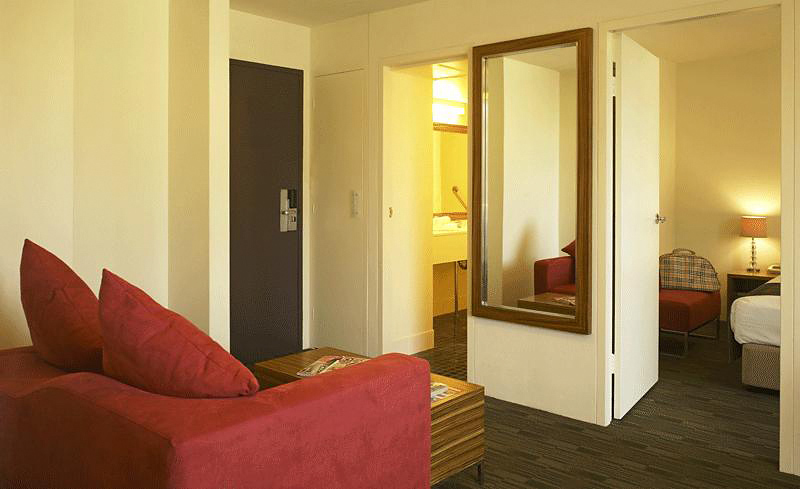 Cambridge Hotel Sydney - 503